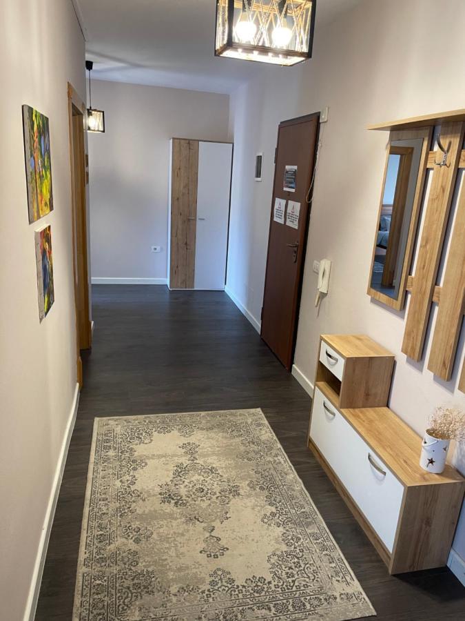 Pedestrian Street Center Apartment ชโคเดอร์ ภายนอก รูปภาพ